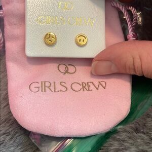 Crevo Gold Smiley Face Earrings